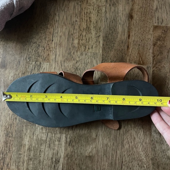 Vintage Cole Haan Leather ‘Fisherman Sandals’ - Picture 6 of 6